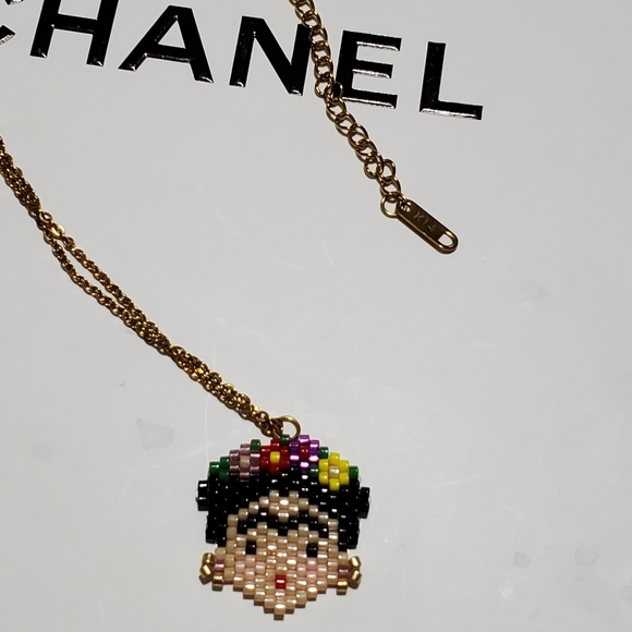 Frida Kahlo necklace - Picture 3 of 5
